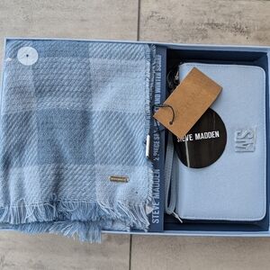 Steve Madden Blue Scarf Wallet Box Gift Set NWT